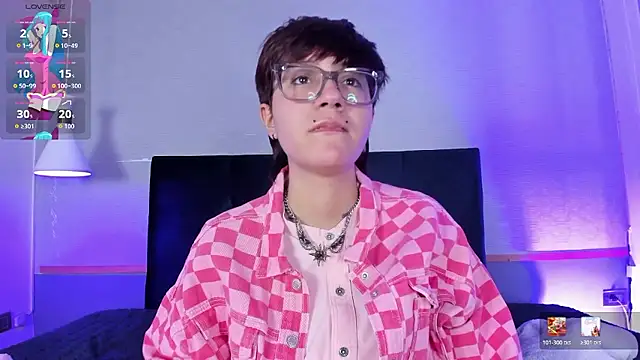 Tsuki Maru online show from 01/10/26, 03:35