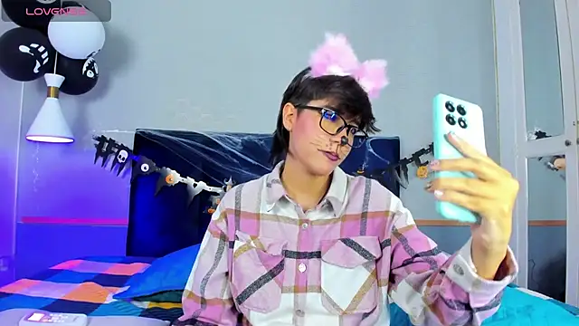 Tsuki Maru online show from 10/30/25, 09:11