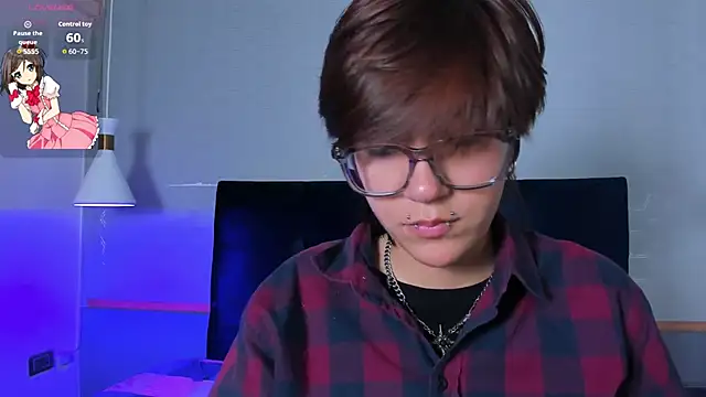 Tsuki Maru online show from 03/25/26, 09:14