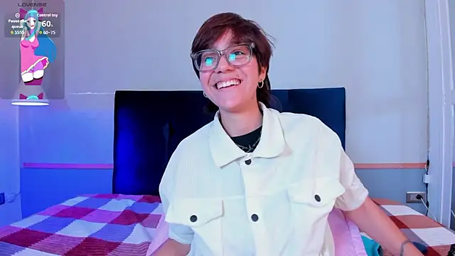 Tsuki Maru online show from 03/10/26, 09:52