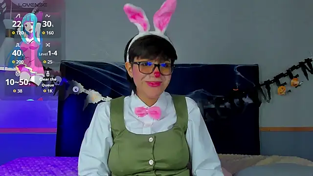 Tsuki Maru online show from 10/31/25, 04:25