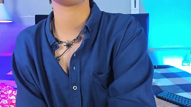 Tsuki Maru online show from 12/18/25, 03:33