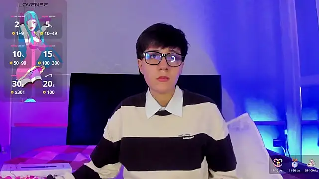 Tsuki Maru online show from 12/19/25, 03:43