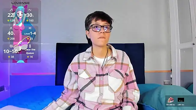 Tsuki Maru online show from 11/21/25, 08:08