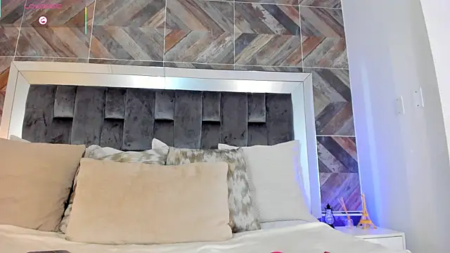 Snapshot of MilaGrace1 chatting on 09/13/25, 10:37 MilaGrace1 online show from 09/13/25, 10:37