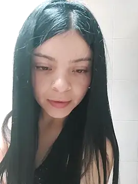 LunaJacobs online show from 04/04/26, 09:21