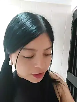 LunaJacobs online show from 05/14/26, 08:50