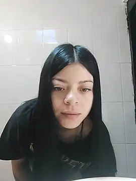 LunaJacobs online show from 10/26/25, 03:01