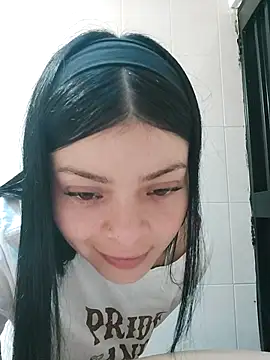 LunaJacobs online show from 11/10/25, 09:53