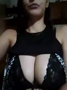 Snapshot of Ambardulce32 chatting on 02/20/26, 04:53 Ambardulce32 online show from 02/20/26, 04:53