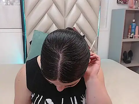 Vicluxxx online show from 10/26/25, 12:49