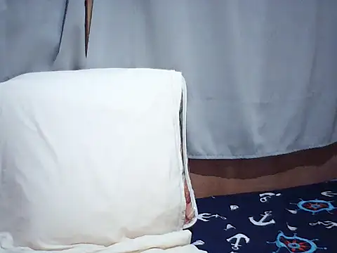 Snapshot of sexylhane chatting on 03/10/26, 05:44 sexylhane online show from 03/10/26, 05:44