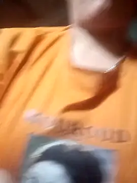 Snapshot of ningchun20 chatting on 11/11/25, 10:43 ningchun20 online show from 11/11/25, 10:43