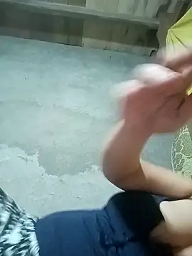 Snapshot of ningchun20 chatting on 11/04/25, 03:38 ningchun20 online show from 11/04/25, 03:38