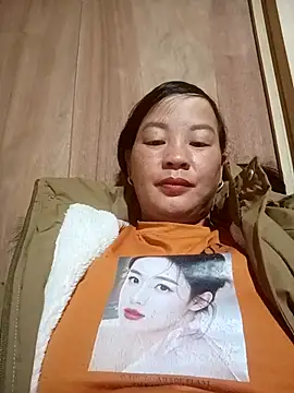 Snapshot of ningchun20 chatting on 12/15/25, 10:26 ningchun20 online show from 12/15/25, 10:26