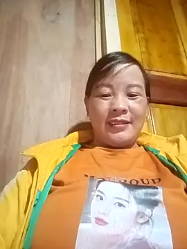 Snapshot of ningchun20 chatting on 12/16/25, 10:36 ningchun20 online show from 12/16/25, 10:36