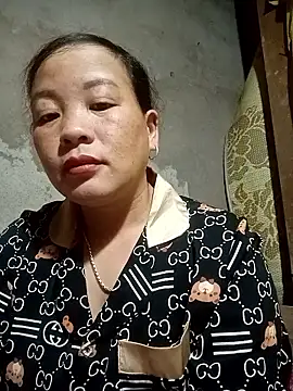 Snapshot of ningchun20 chatting on 11/05/25, 08:01 ningchun20 online show from 11/05/25, 08:01