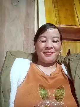 Snapshot of ningchun20 chatting on 12/15/25, 10:21 ningchun20 online show from 12/15/25, 10:21