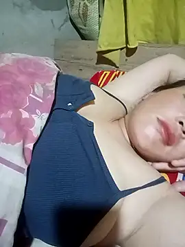 Snapshot of ningchun20 chatting on 11/22/25, 05:23 ningchun20 online show from 11/22/25, 05:23