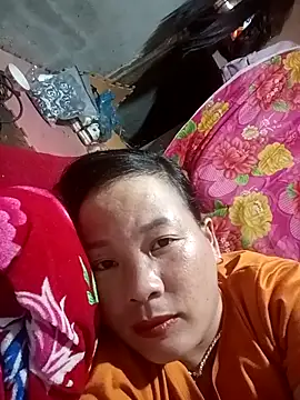 Snapshot of ningchun20 chatting on 10/15/25, 04:55 ningchun20 online show from 10/15/25, 04:55