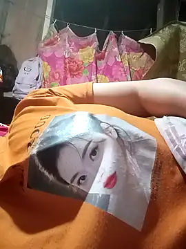 Snapshot of ningchun20 chatting on 10/28/25, 09:36 ningchun20 online show from 10/28/25, 09:36