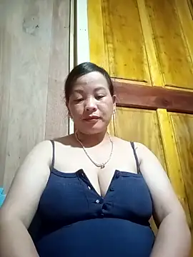 Snapshot of ningchun20 chatting on 10/19/25, 05:26 ningchun20 online show from 10/19/25, 05:26