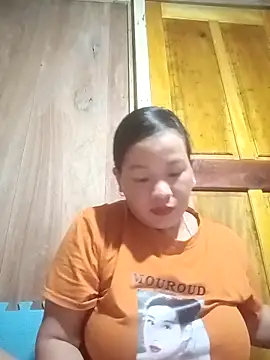 Snapshot of ningchun20 chatting on 10/19/25, 05:21 ningchun20 online show from 10/19/25, 05:21