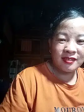 Snapshot of ningchun20 chatting on 10/18/25, 03:08 ningchun20 online show from 10/18/25, 03:08