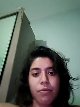 Maricamposs online show from 10/31/25, 12:51