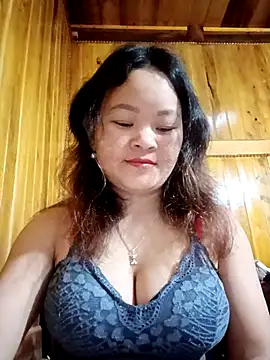 Snapshot of ctm-cute chatting on 04/22/26, 10:11 ctm-cute online show from 04/22/26, 10:11