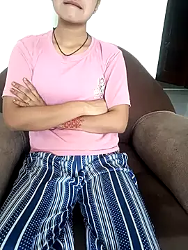 Snapshot of Student_girl2 chatting on 09/15/25, 04:46 Student girl2 online show from 09/15/25, 04:46