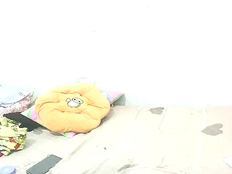 cutielhon online show from 09/19/25, 04:22