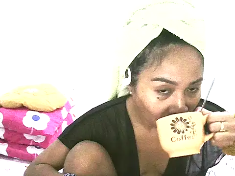 cutielhon online show from 10/16/25, 07:38