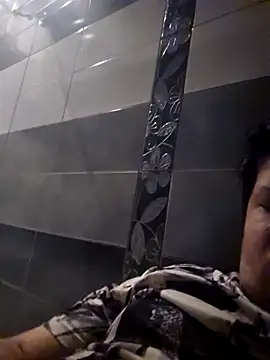 jedoo1213 online show from 10/28/25, 07:13