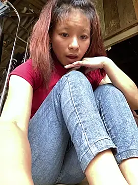 Mai bb online show from 10/16/25, 03:37