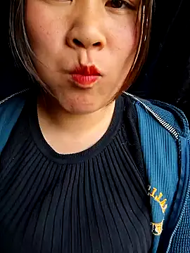 Snapshot of ALIENHR38 chatting on 02/14/26, 03:29 ALIENHR38 online show from 02/14/26, 03:29