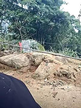 Snapshot of ALIENHR38 chatting on 12/23/25, 01:38 ALIENHR38 online show from 12/23/25, 01:38