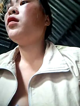 ALIENHR38 online show from 11/15/25, 02:26