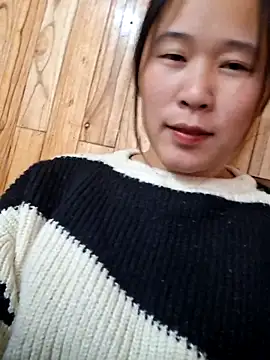 ALIENHR38 online show from 11/12/25, 01:04