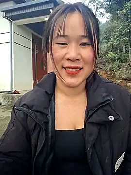 ALIENHR38 online show from 12/15/25, 01:11