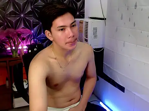 ursweet jade online show from 11/10/25, 10:09