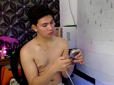 ursweet jade online show from 11/04/25, 11:36