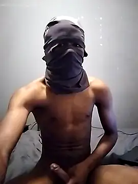 Snapshot of dumbBroke chatting on 10/09/25, 12:44 dumbBroke online show from 10/09/25, 12:44