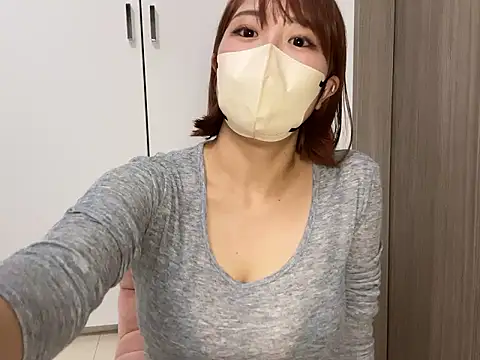 Mitu  o0 online show from 10/30/25, 03:53