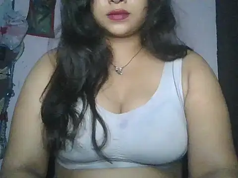 Snapshot of priyaverma00 chatting on 09/11/25, 06:19 priyaverma00 online show from 09/11/25, 06:19