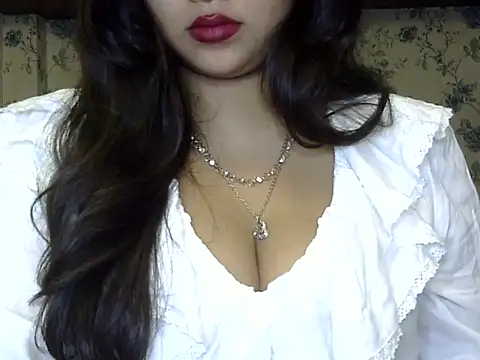 priyaverma00 online show from 01/17/26, 11:58