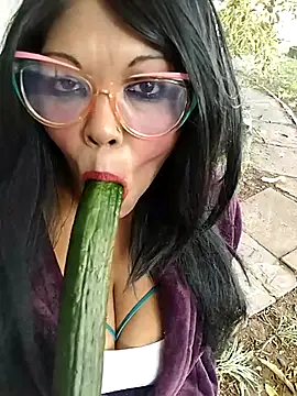 hemilynthomas2467 online show from 07/09/26, 12:04