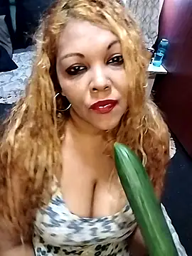 Snapshot of hemilynthomas2467 chatting on 12/22/25, 09:42 hemilynthomas2467 online show from 12/22/25, 09:42