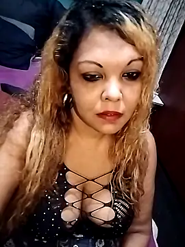 hemilynthomas2467 online show from 12/04/25, 06:18