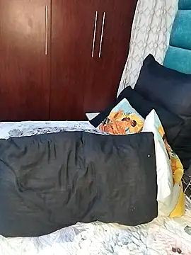 Snapshot of hemilynthomas2467 chatting on 02/25/26, 05:46 hemilynthomas2467 online show from 02/25/26, 05:46